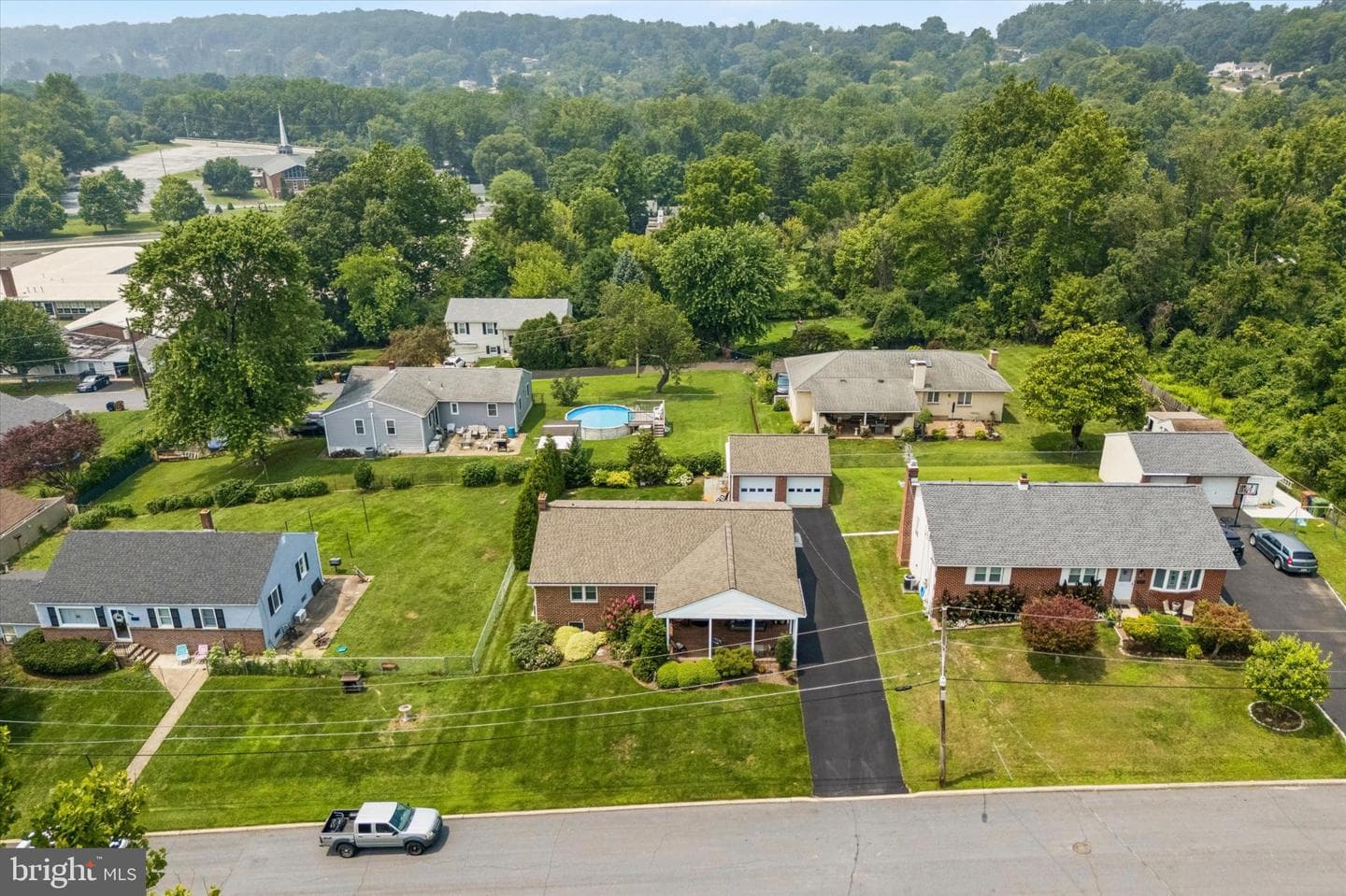 906 H Avenue photo 32