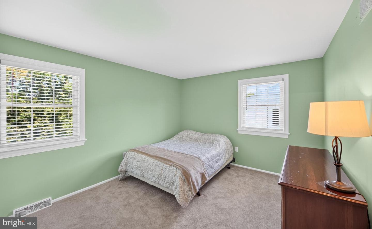 25 Iroquois Drive photo 35