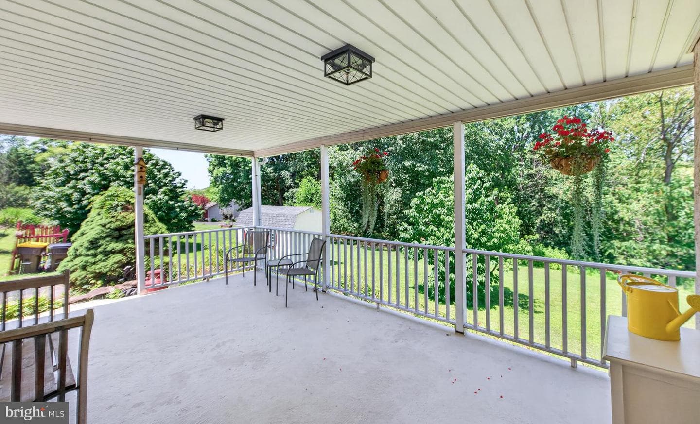 25 Iroquois Drive photo 47