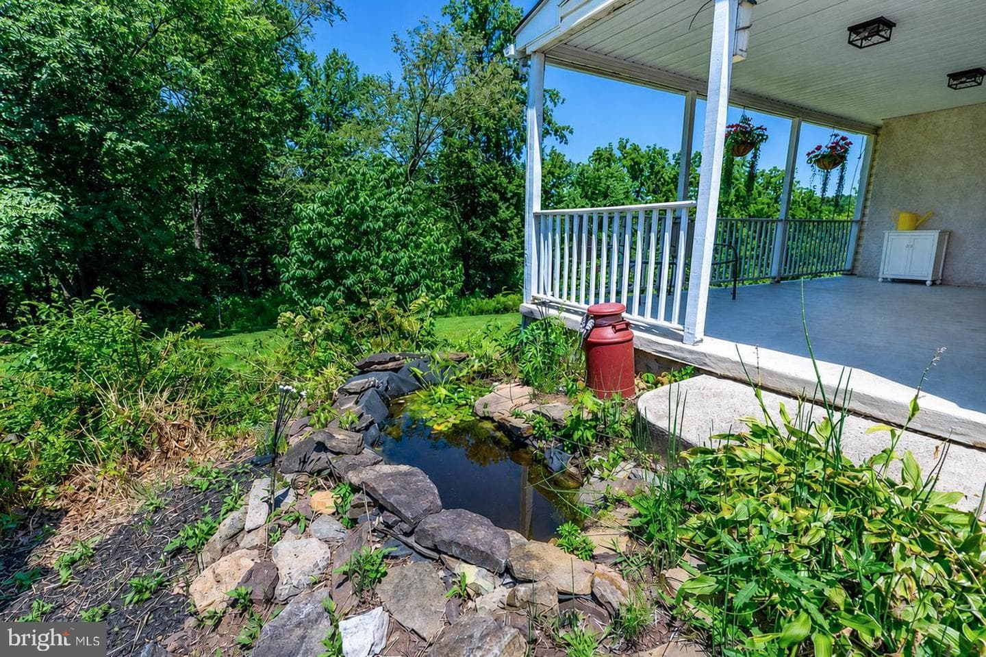 25 Iroquois Drive photo 56