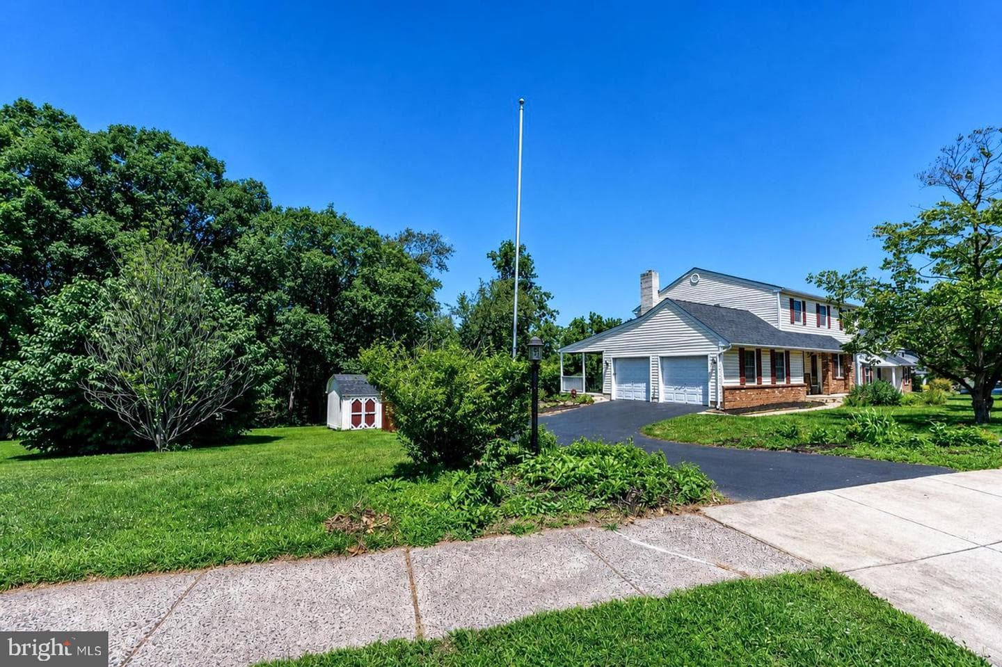 25 Iroquois Drive photo 60