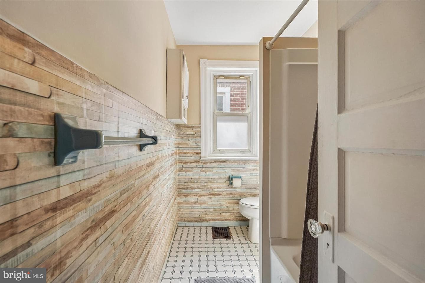 406 W Fornance Street photo 33