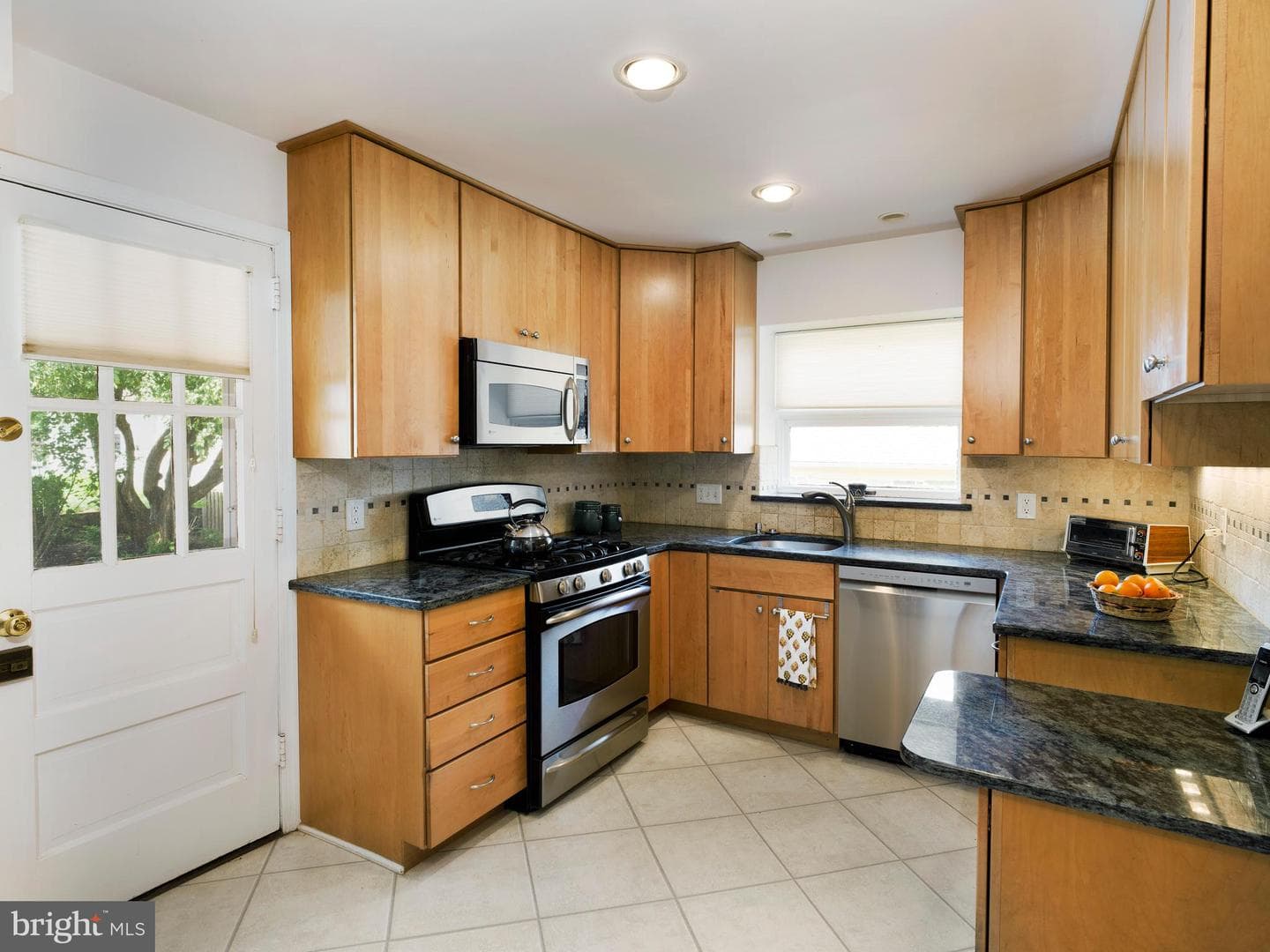 939 Remington Road photo 14