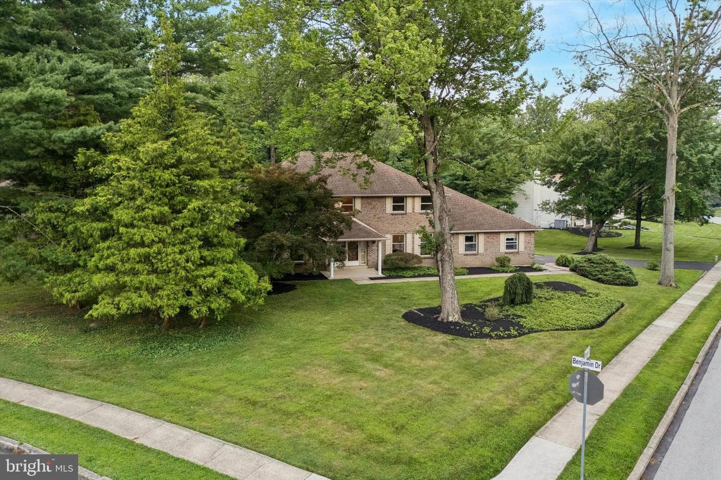 1625 Benjamin Drive photo 41