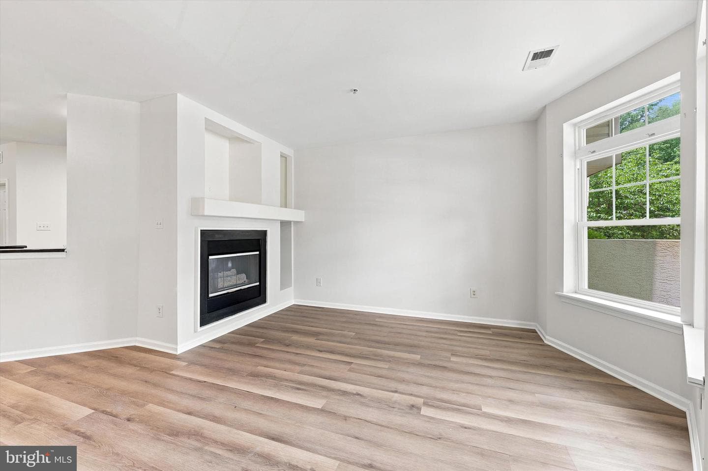 505 Dresher Woods Drive photo 2