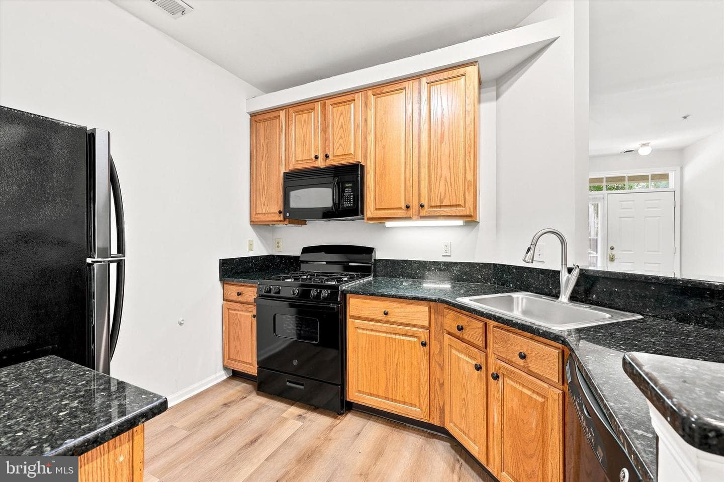 505 Dresher Woods Drive photo 6