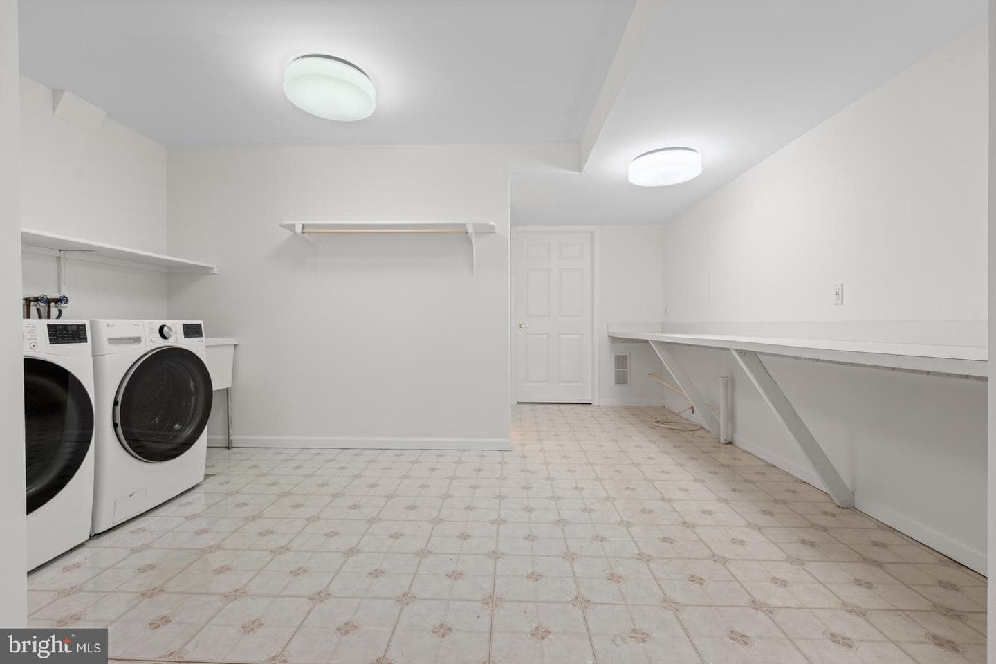 1357 Moyer Road photo 35