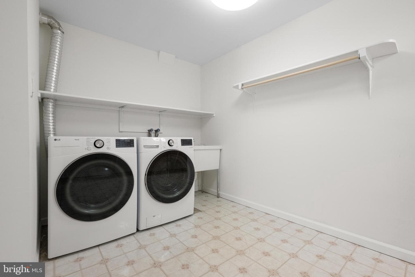 1357 Moyer Road photo 36
