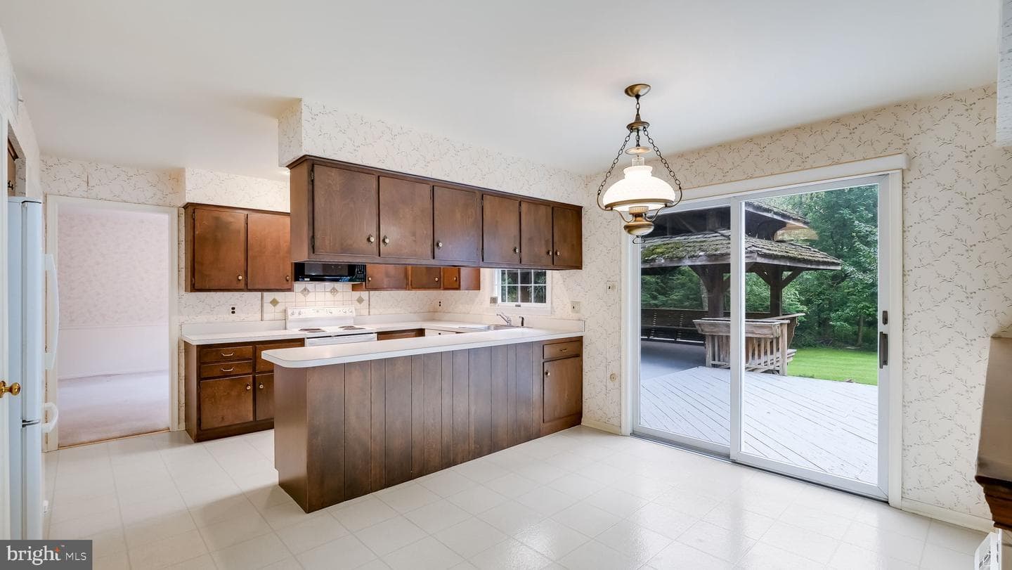 36 Harper Lane photo 11