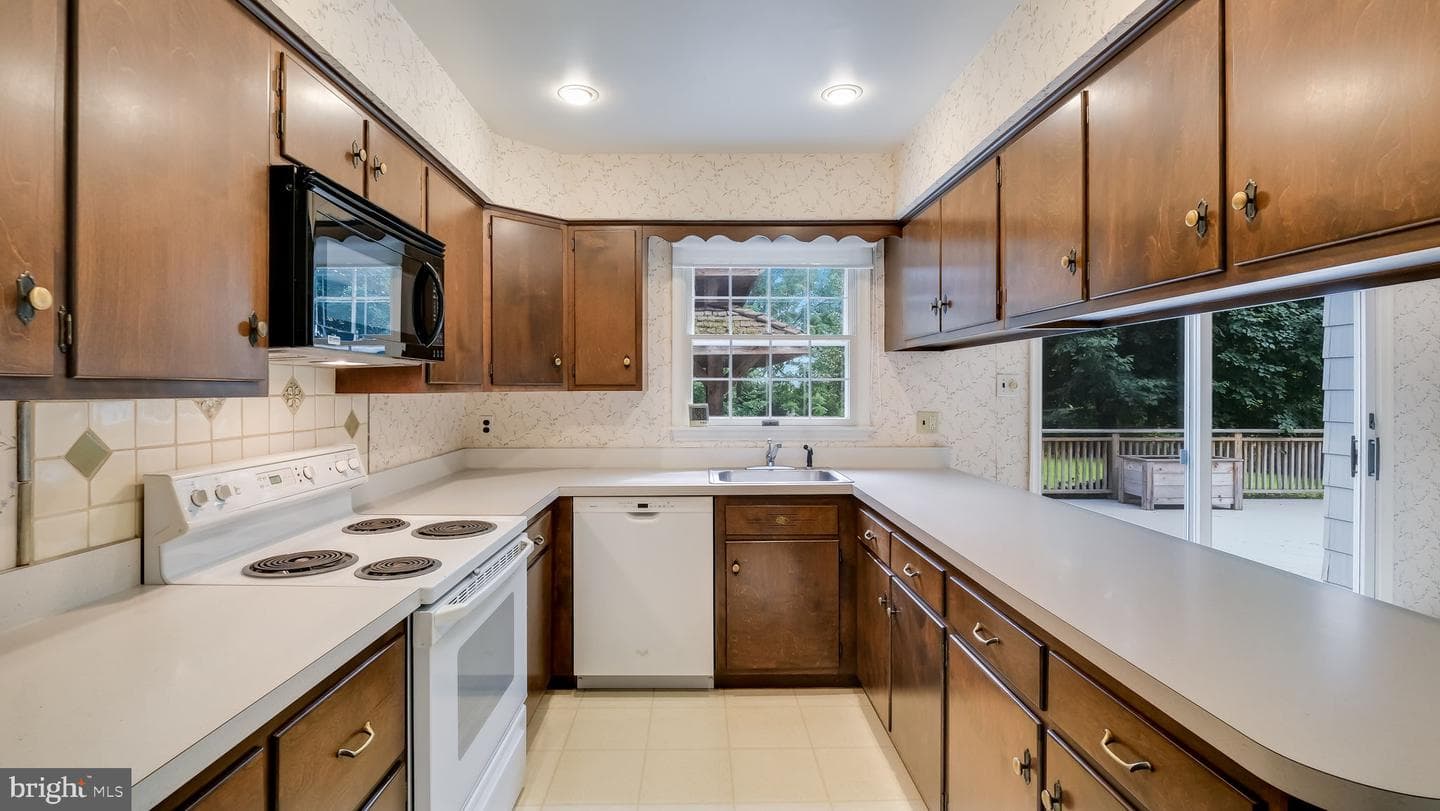 36 Harper Lane photo 15