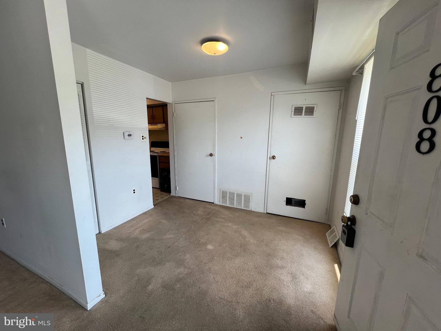 808 Middleton Place photo 4
