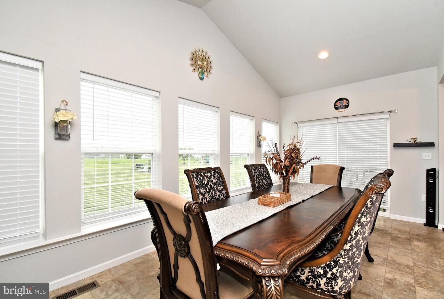 245 Sumner Court photo 21
