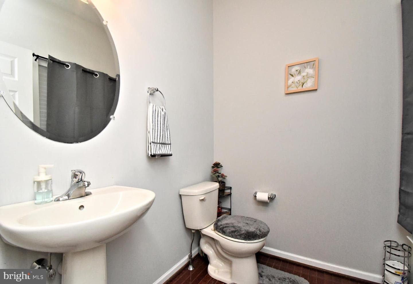 245 Sumner Court photo 27