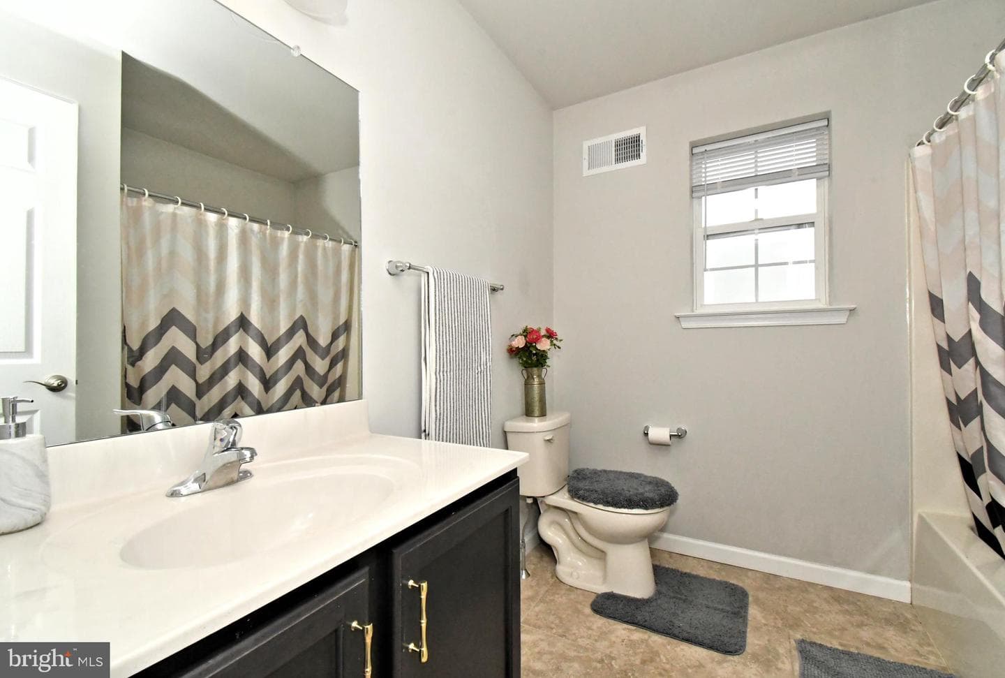 245 Sumner Court photo 44