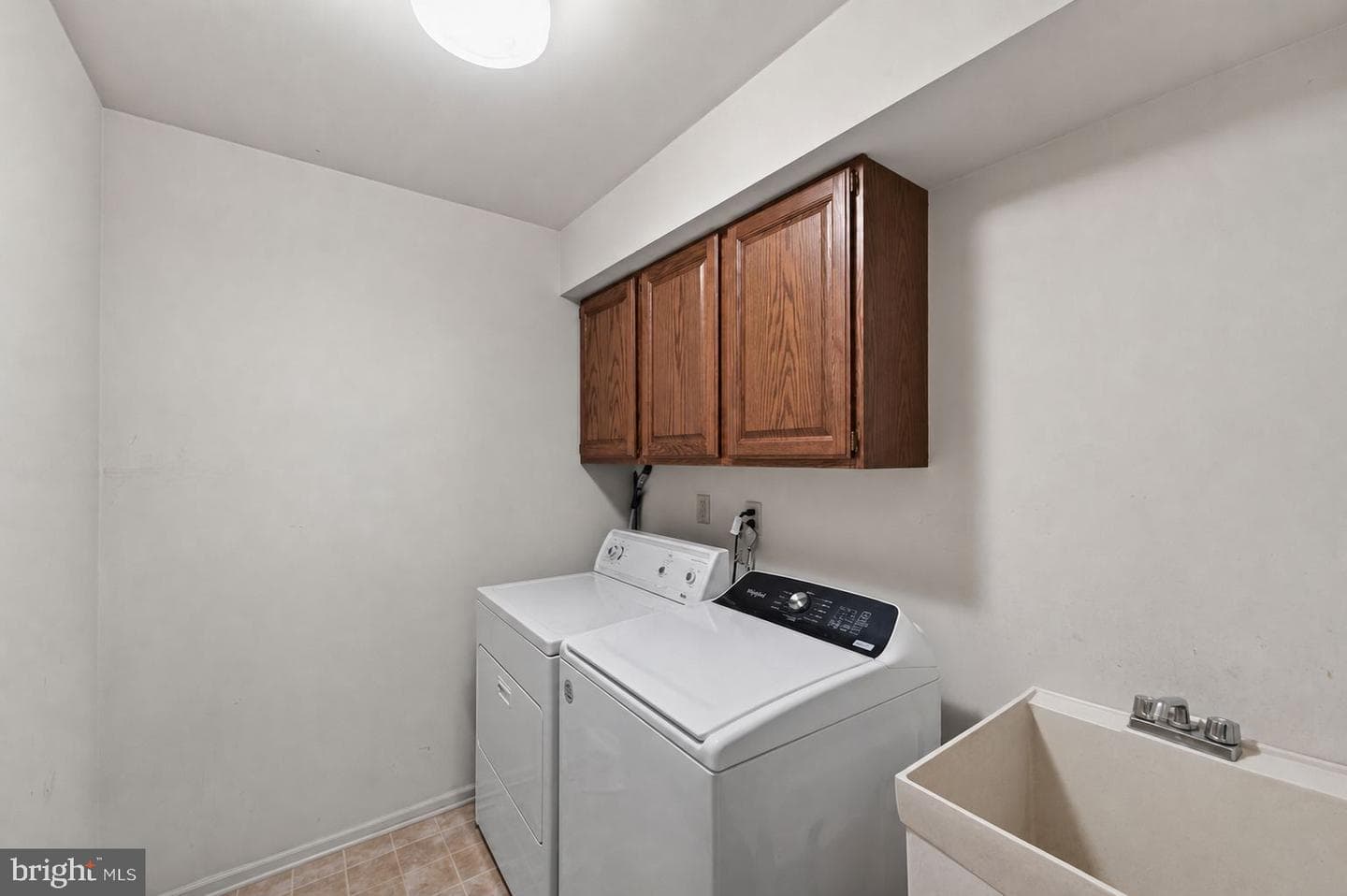325 Sonnet Lane photo 28