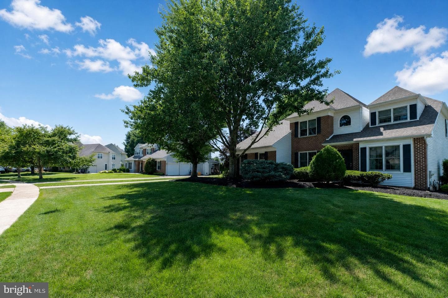 325 Sonnet Lane photo 3