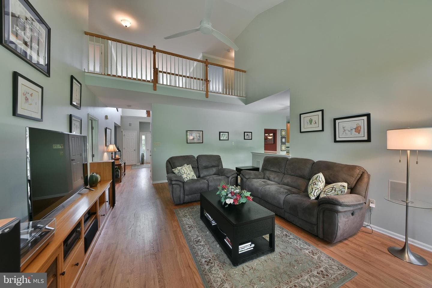 414 Forest Lane photo 18