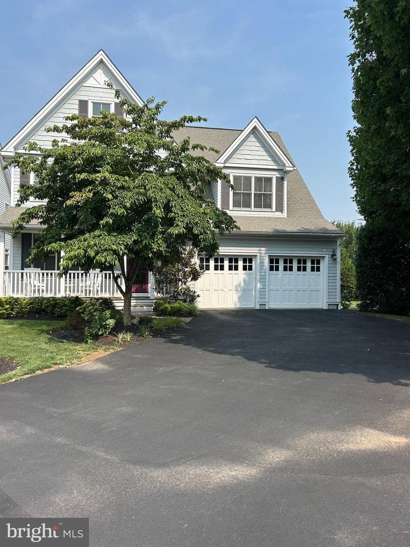 909 Phipps Way, Blue Bell