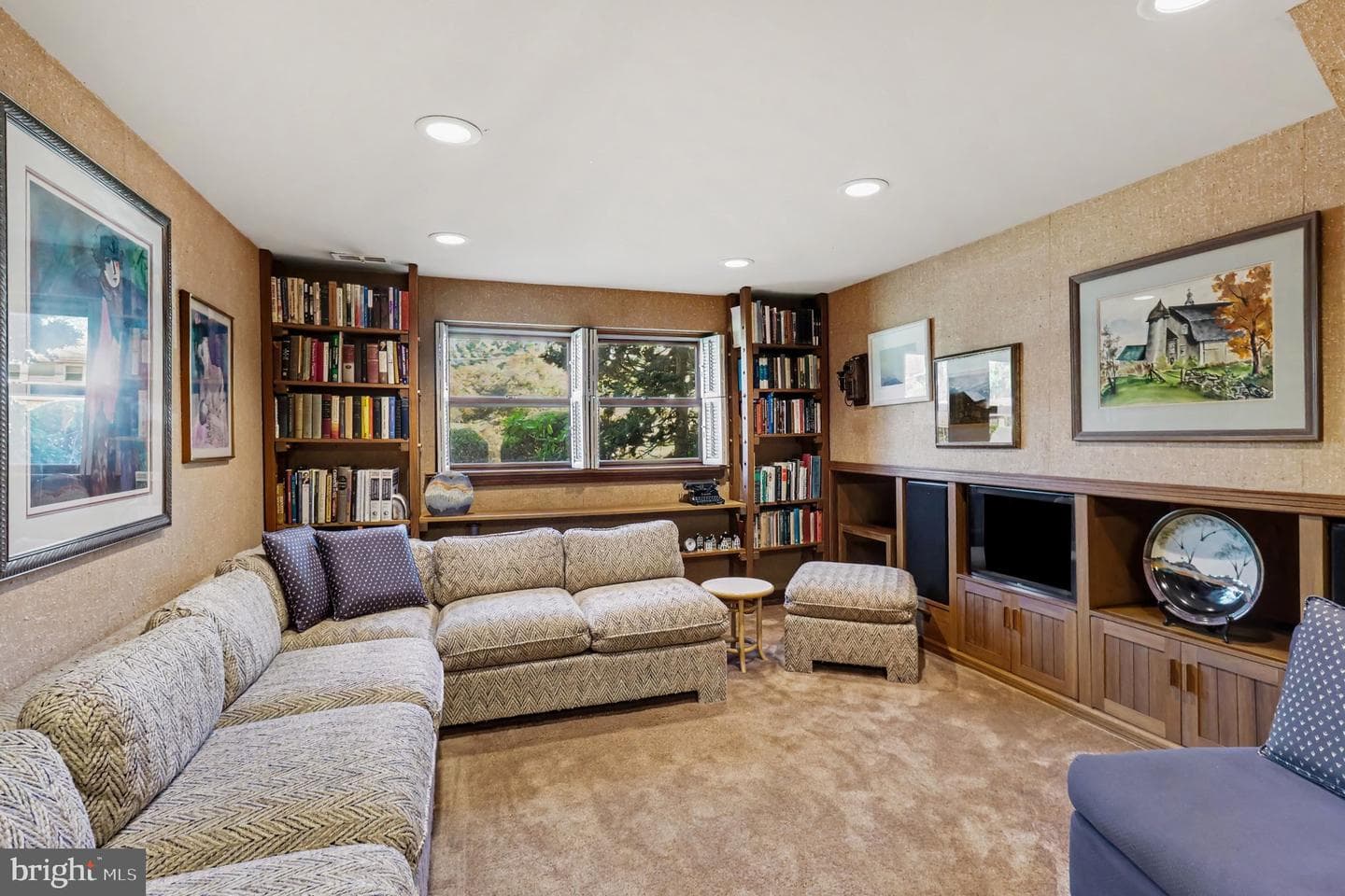 1229 Hoffman Road photo 16