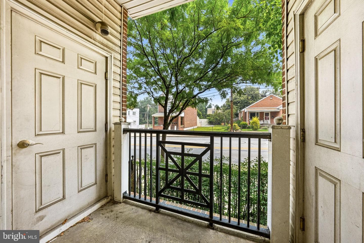 300 W Elm Street #2129 photo 37