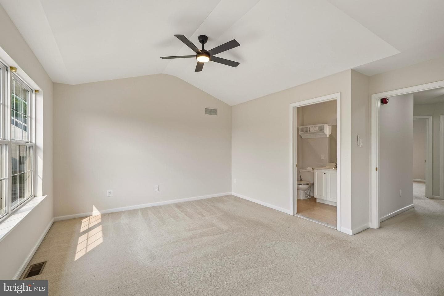475 Glenn Rose Circle photo 14
