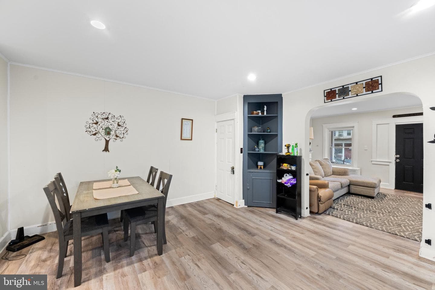 1009 Queen Street photo 6