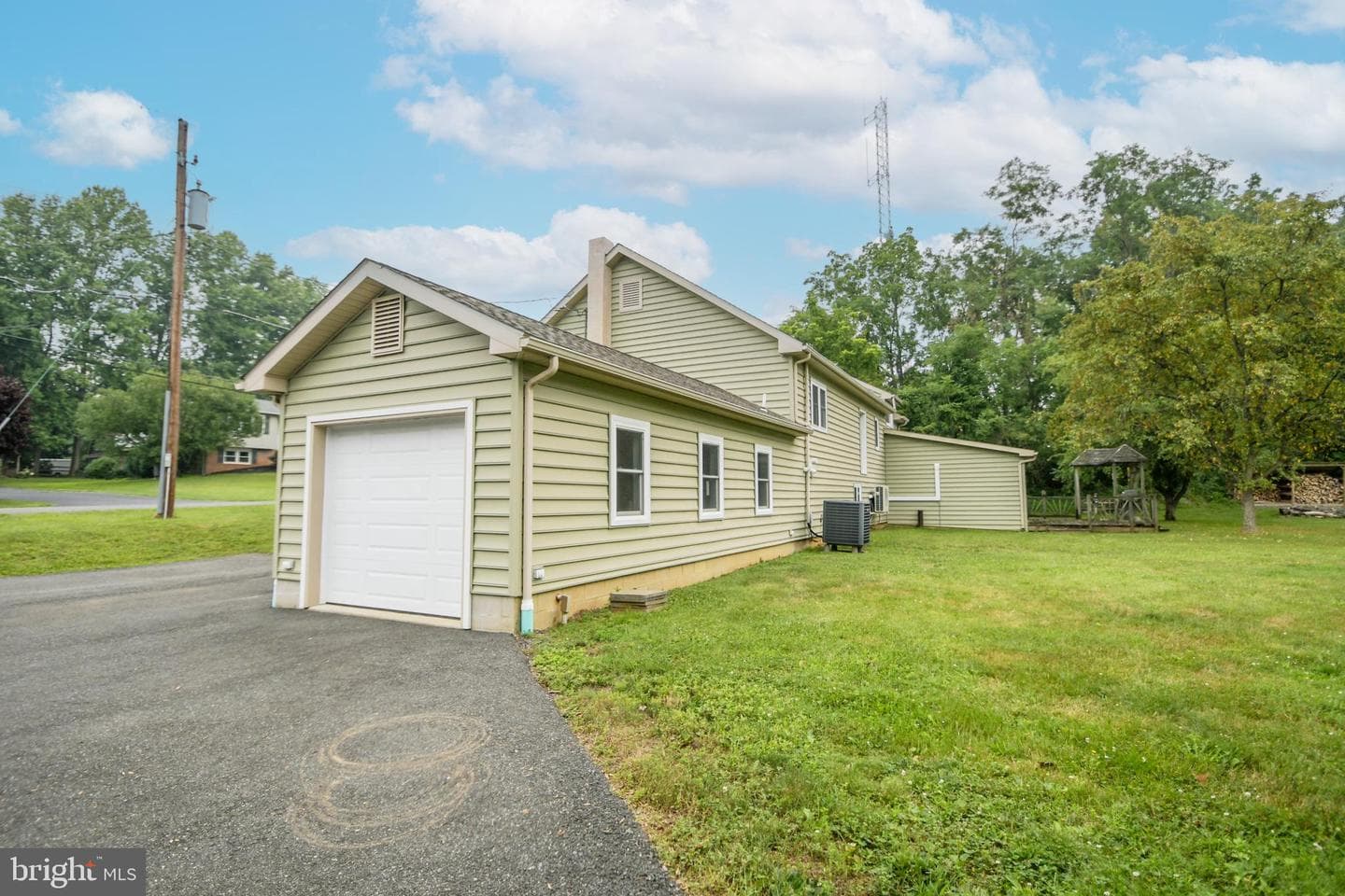2016 Adams Road photo 36