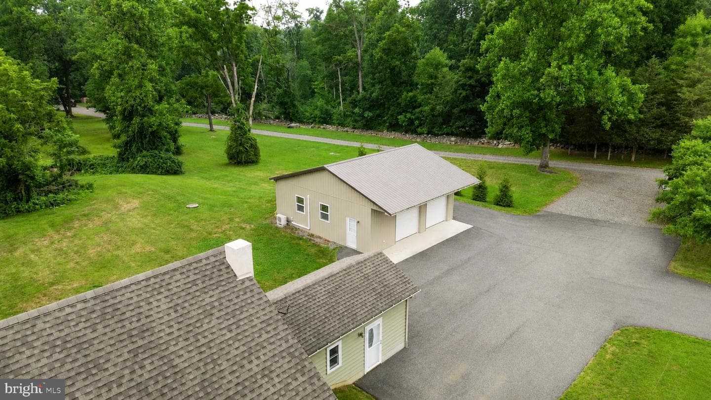 2016 Adams Road photo 46
