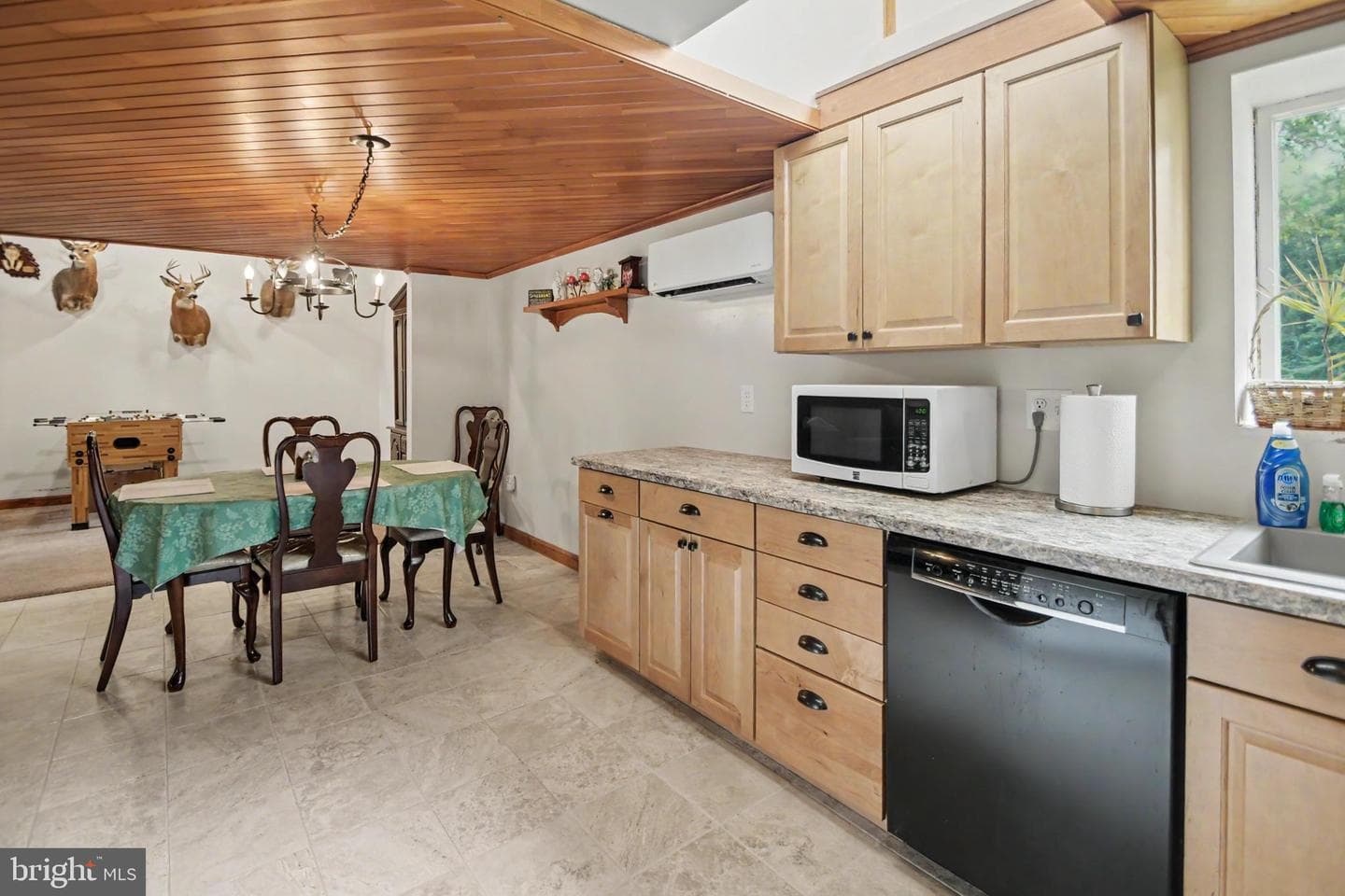 2016 Adams Road photo 9