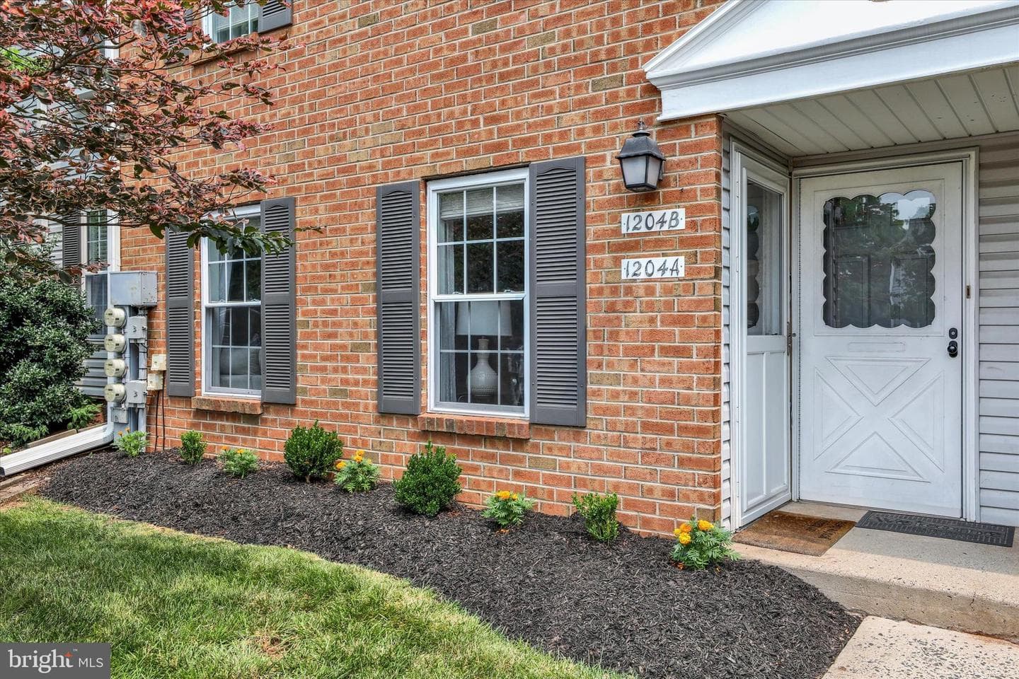 1204 Crosshill Court photo 4