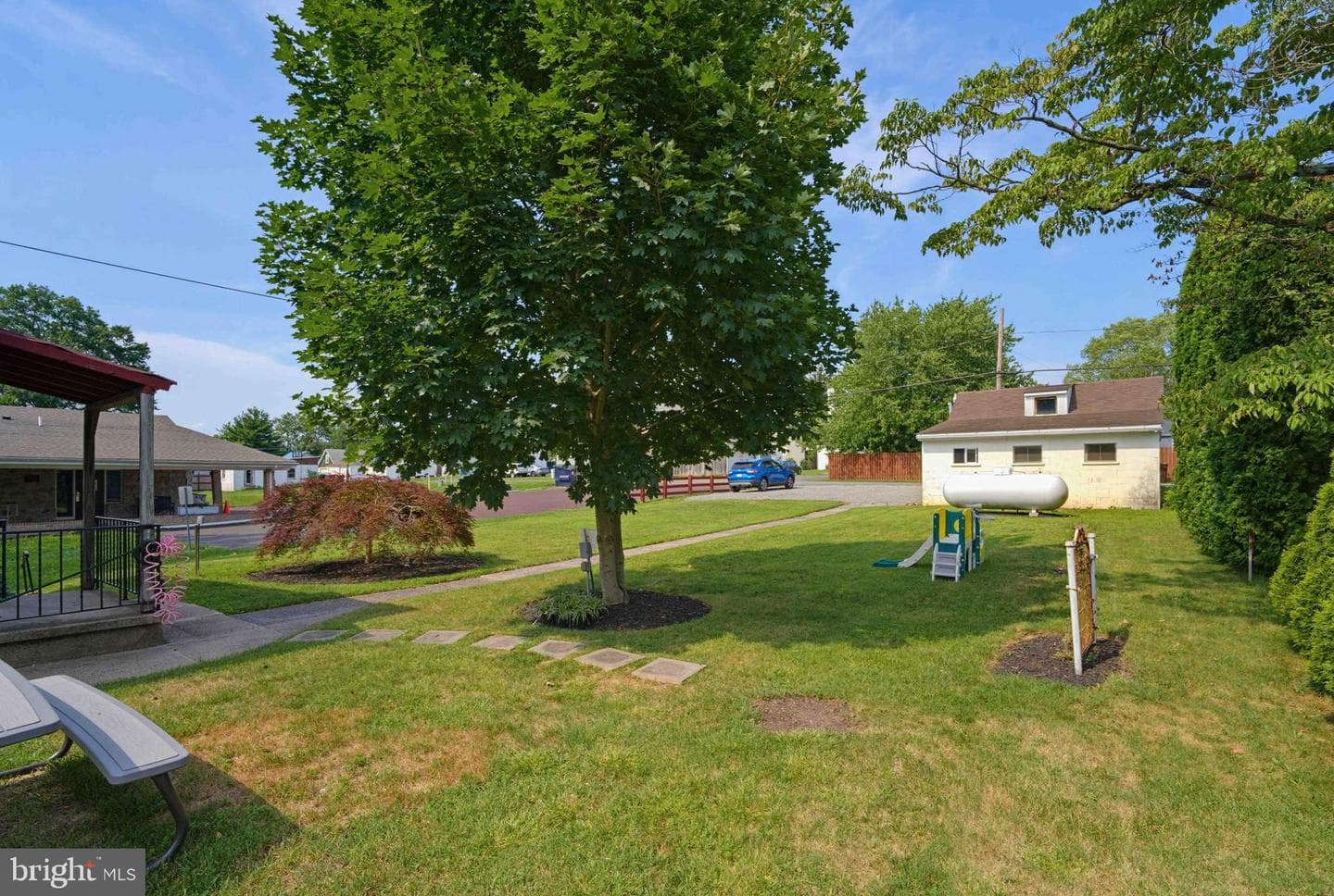 513 Jefferson Street photo 37