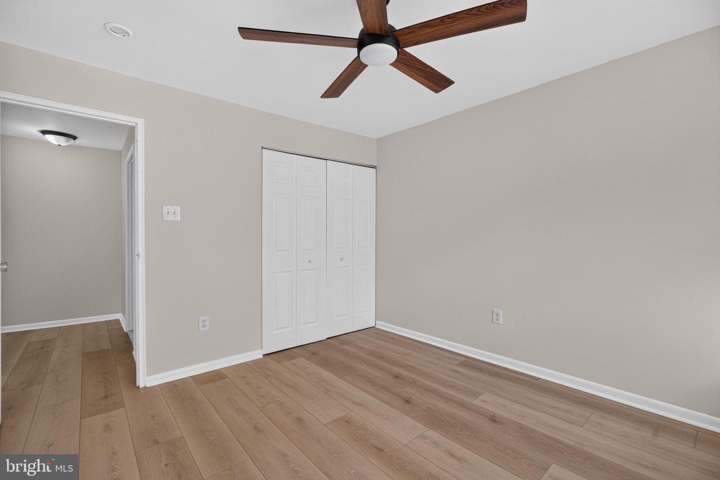 248 Arbour Court photo 13
