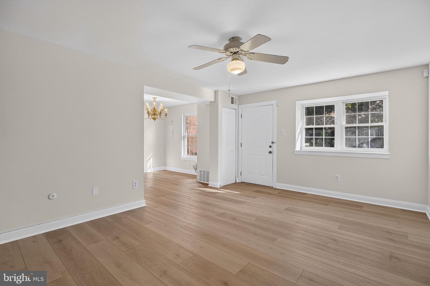 248 Arbour Court, North Wales