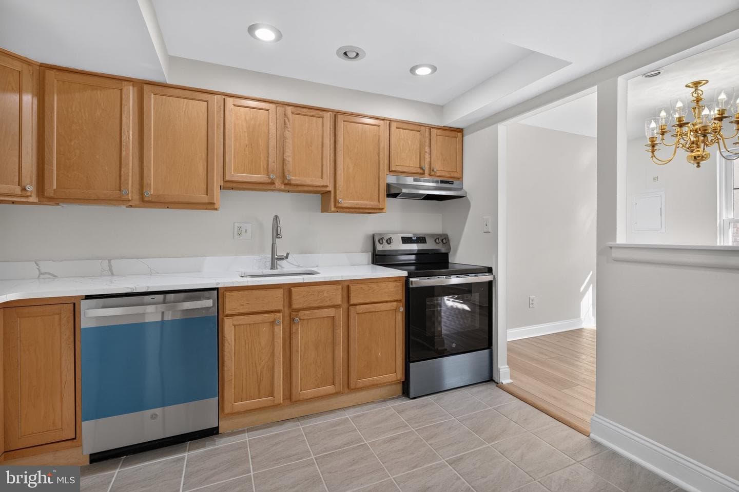 248 Arbour Court photo 7