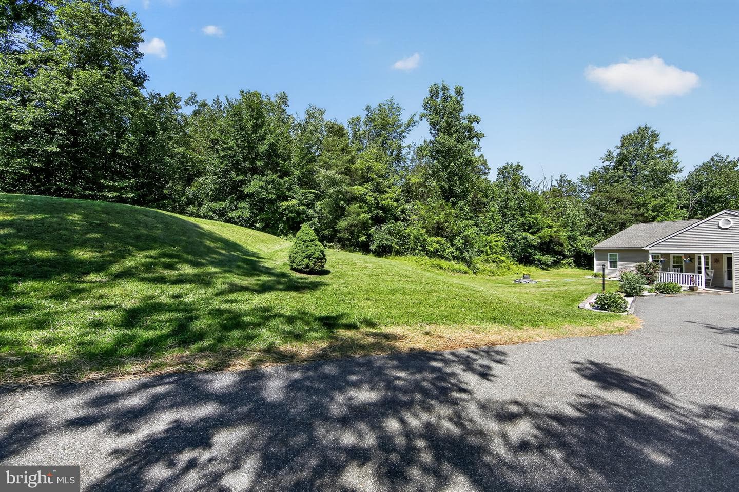 233 Snyder Road photo 5