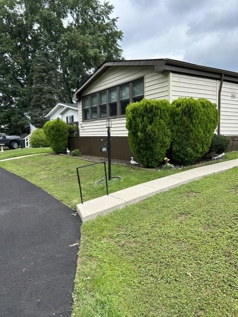 526 Ramblewood Lane, North Wales
