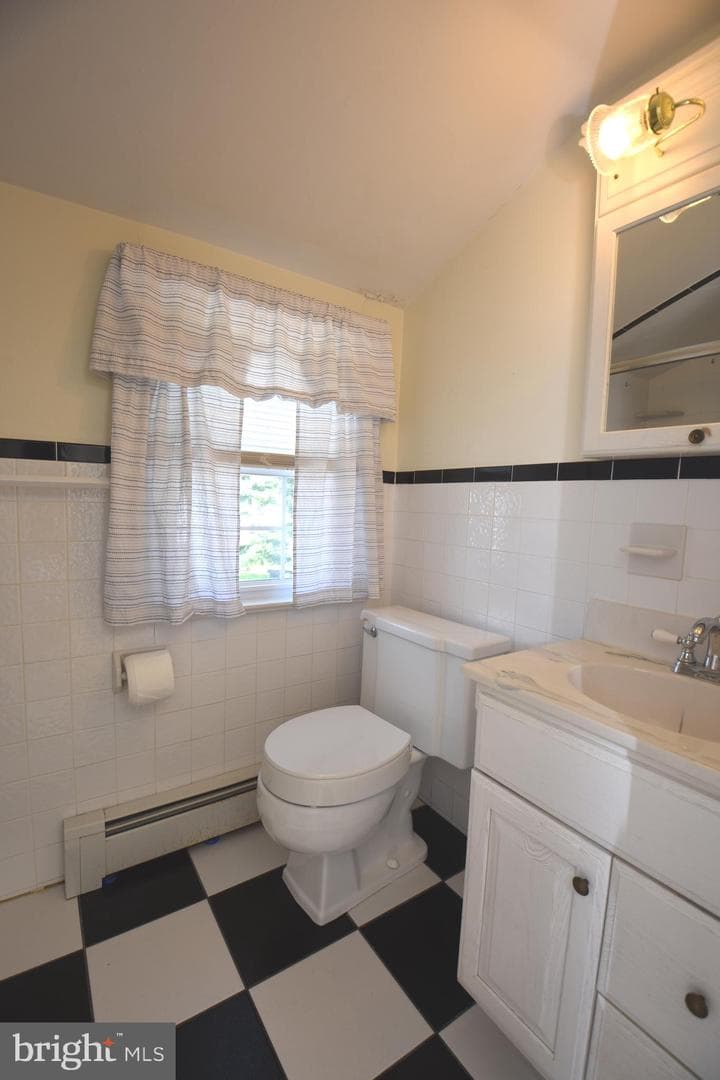 571 Township Line Road photo 18