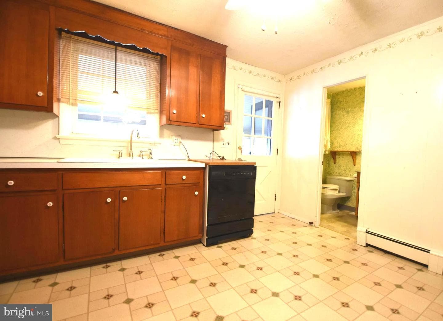 571 Township Line Road photo 9