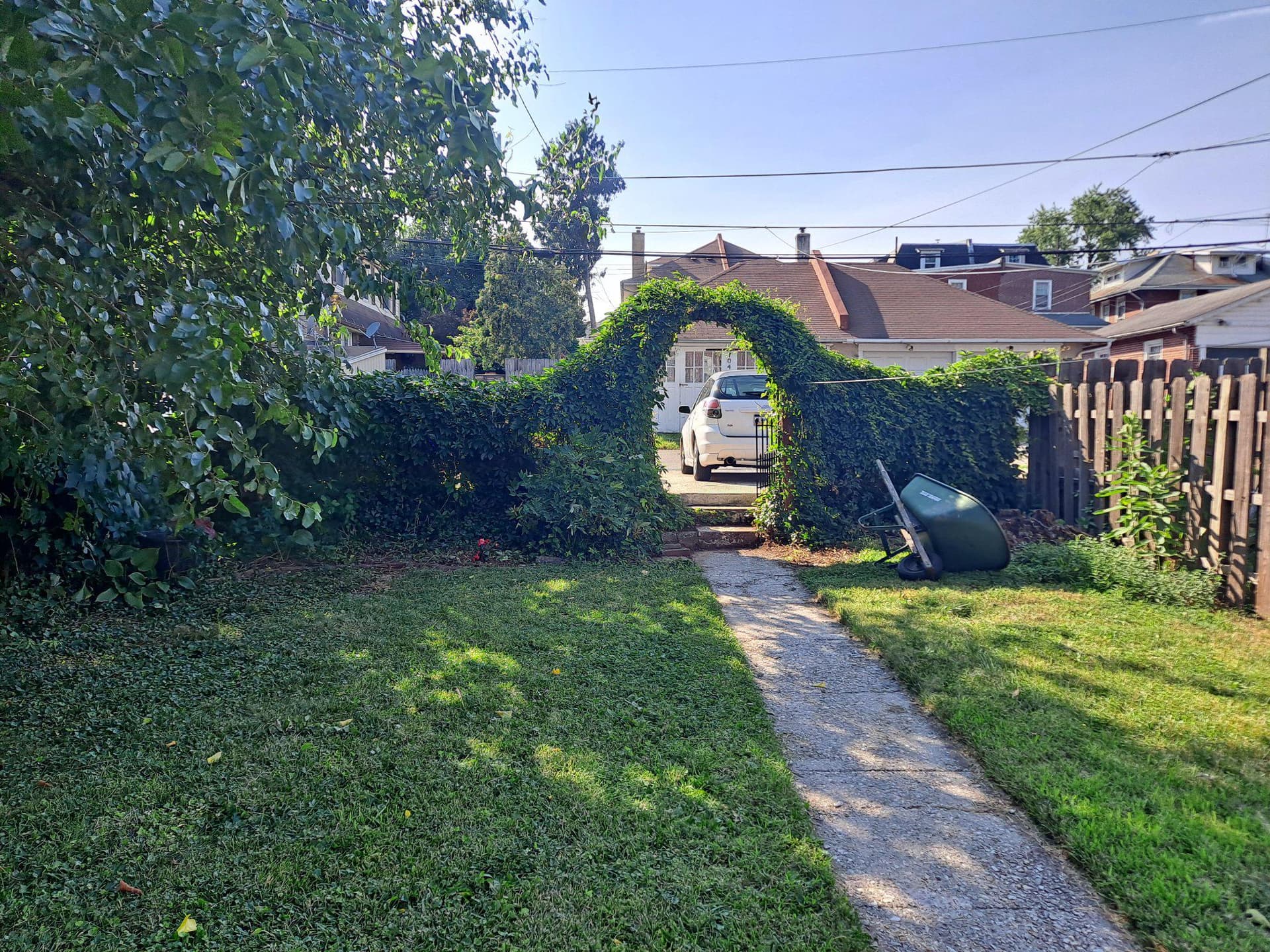 707 Stanbridge Street photo 36