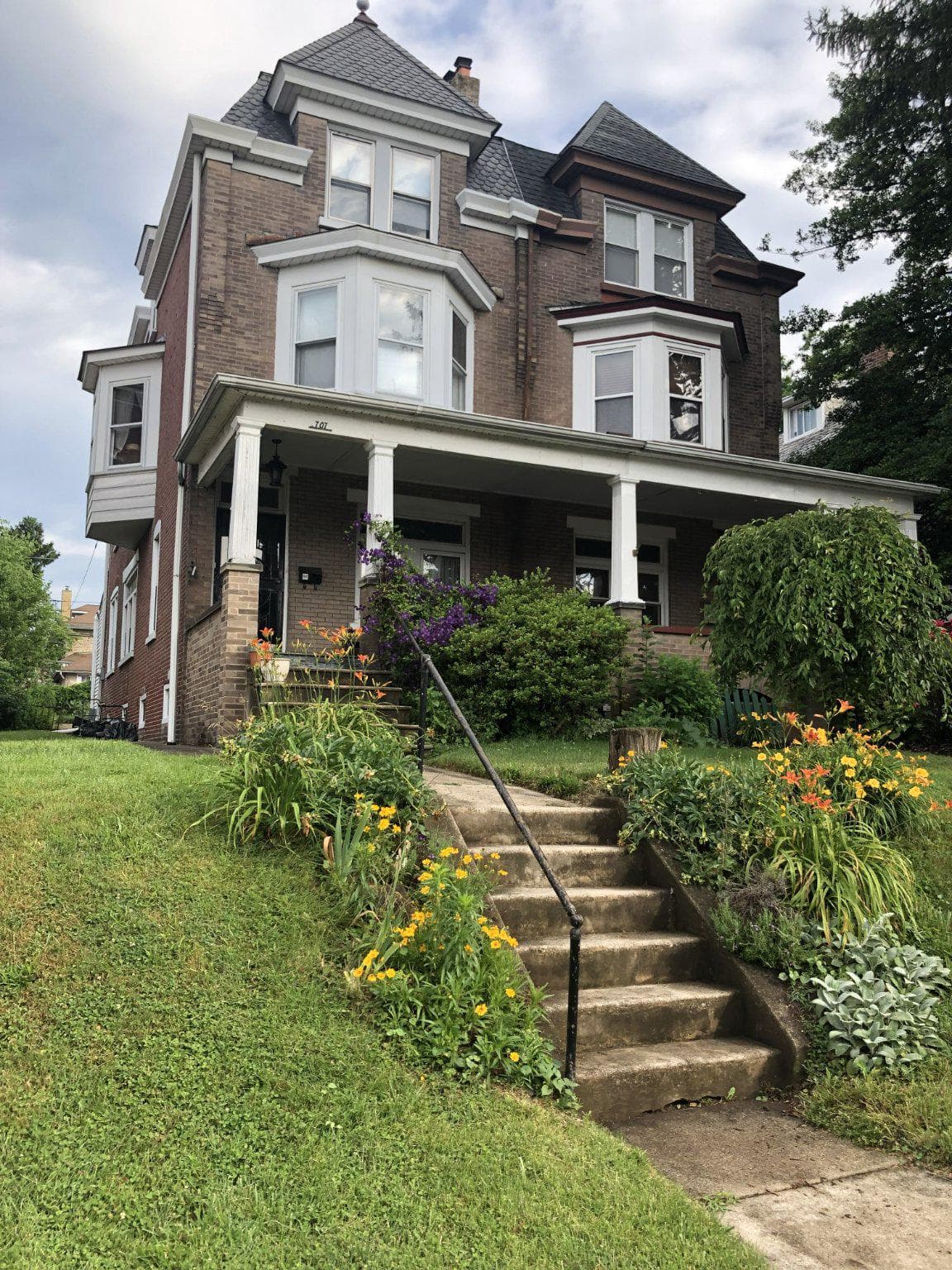 707 Stanbridge Street photo 43