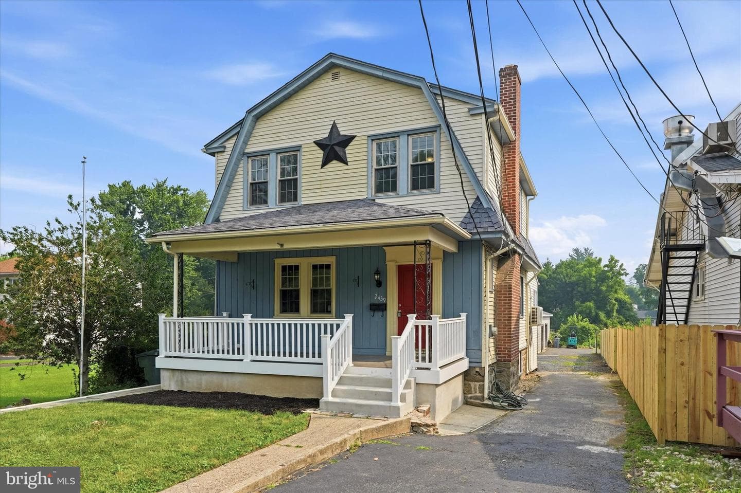 2439 Susquehanna Road, Abington