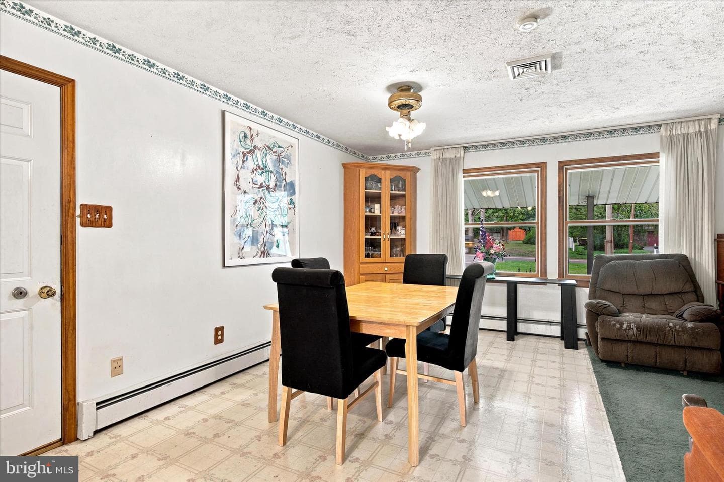360 Oak Drive photo 7