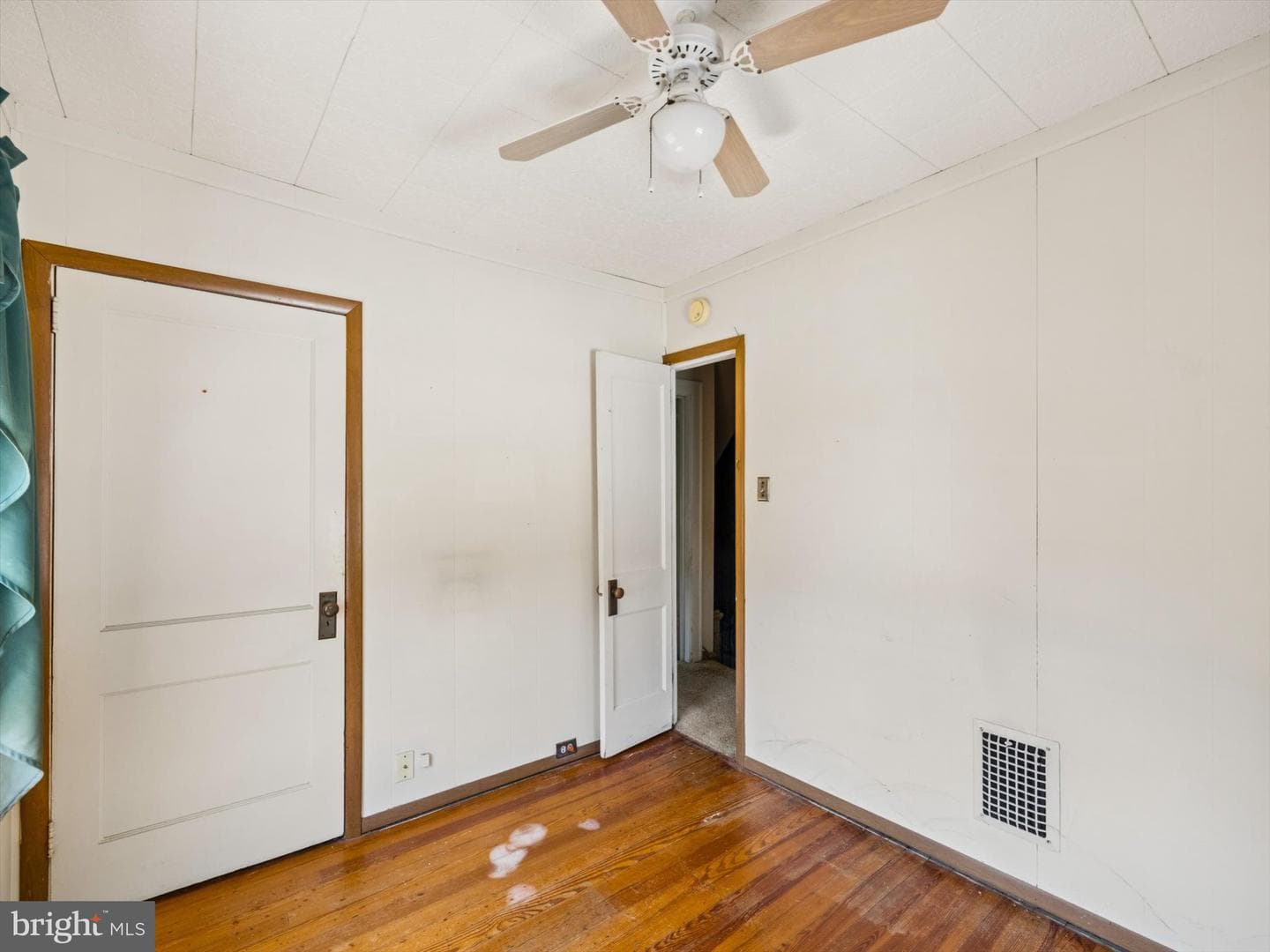 2455 Ardsley Avenue photo 32