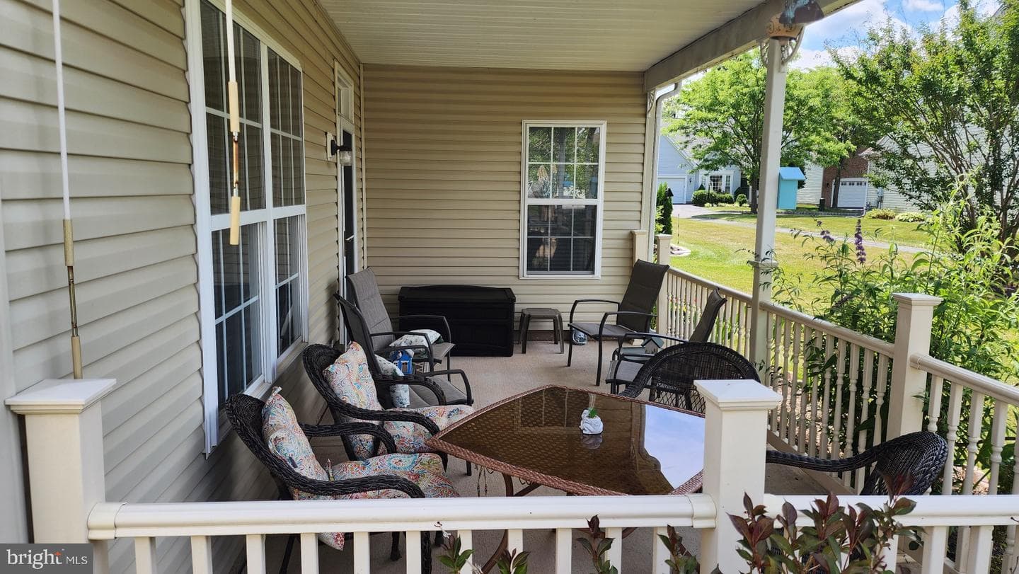 796 Village Avenue photo 7