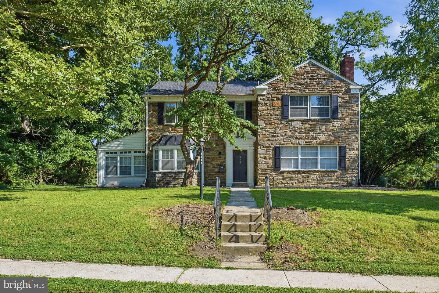 8327 Tulpehocken Avenue, Elkins Park