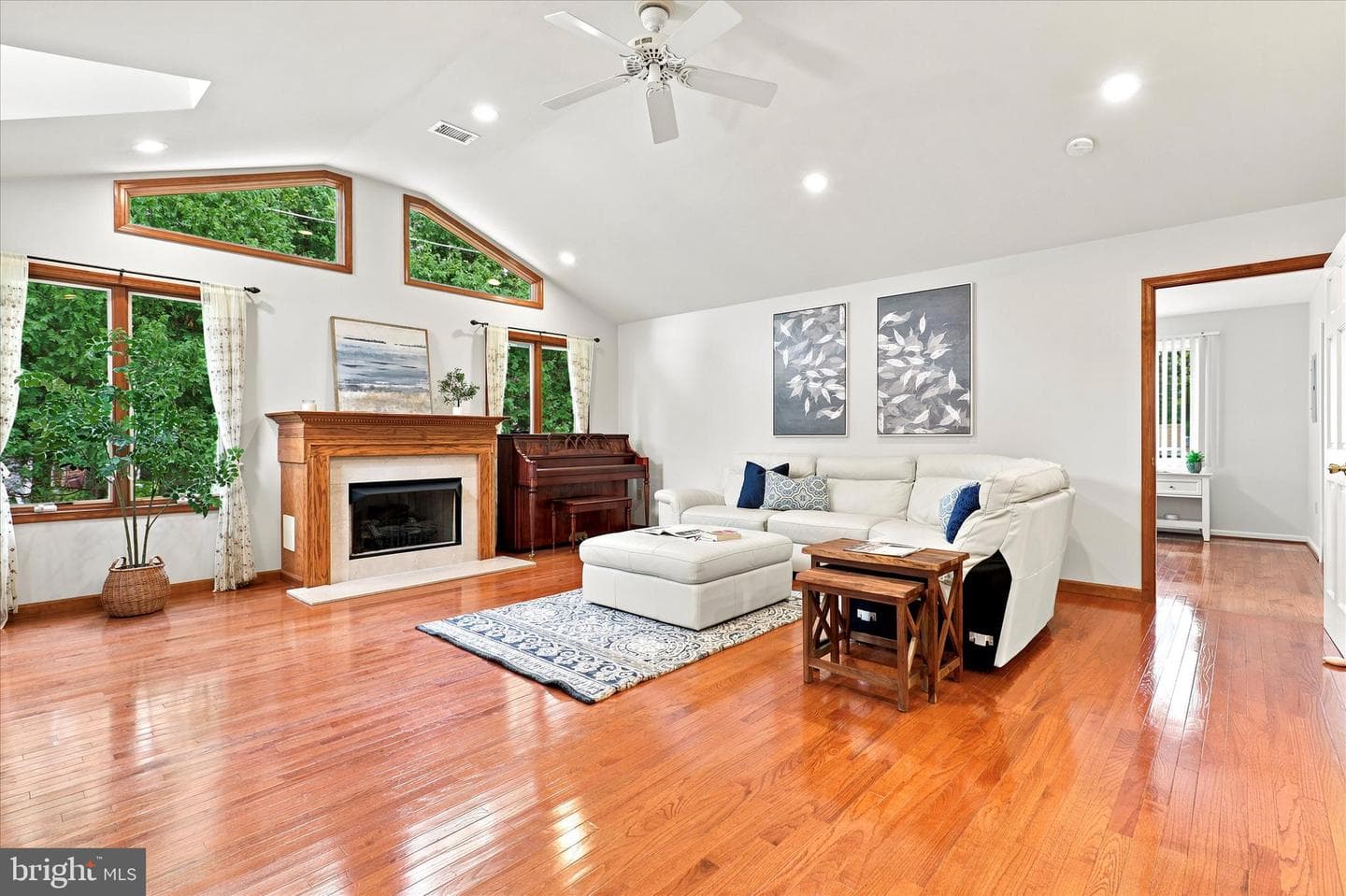 3155 Manor Road photo 11