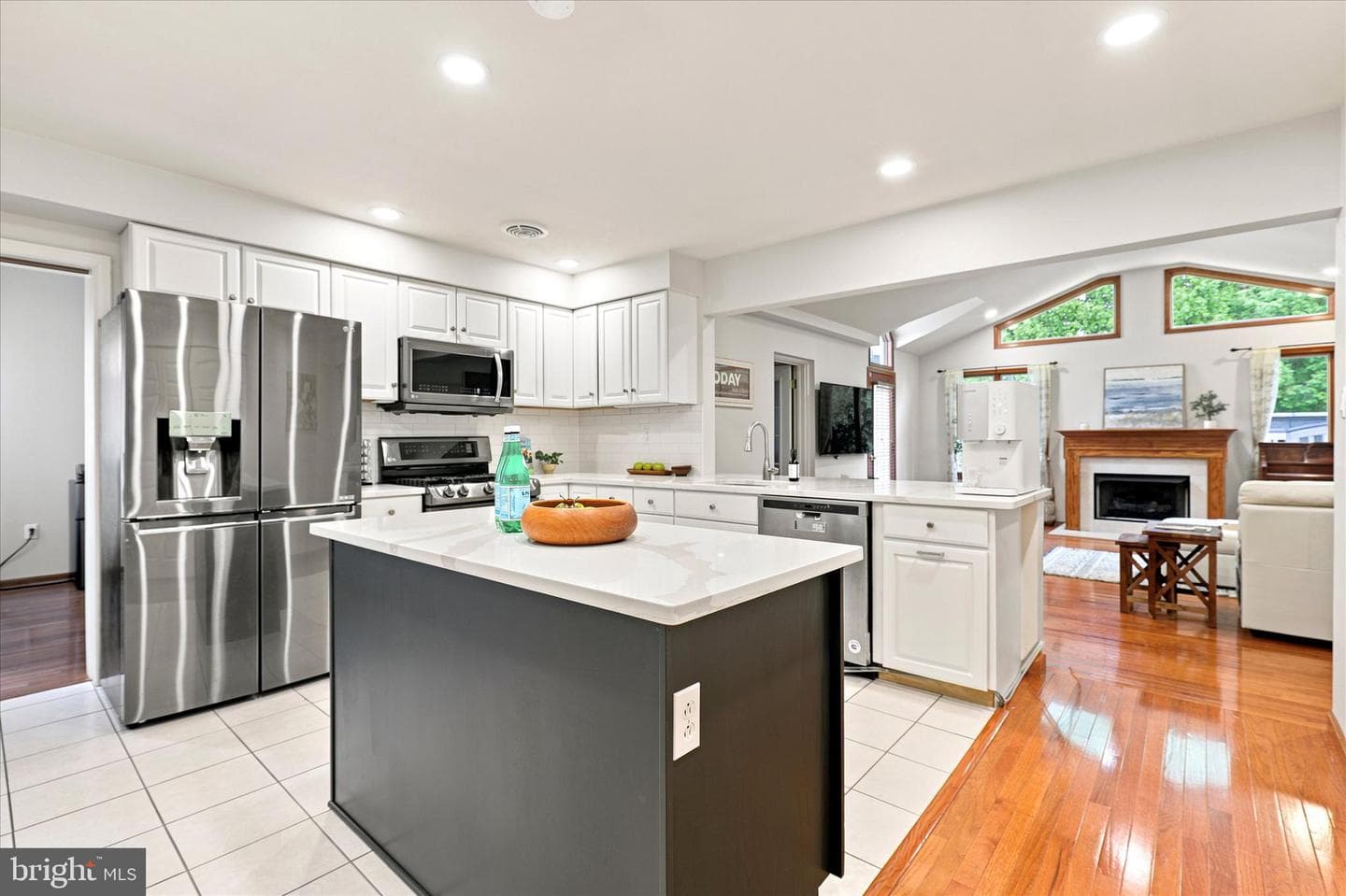 3155 Manor Road photo 8