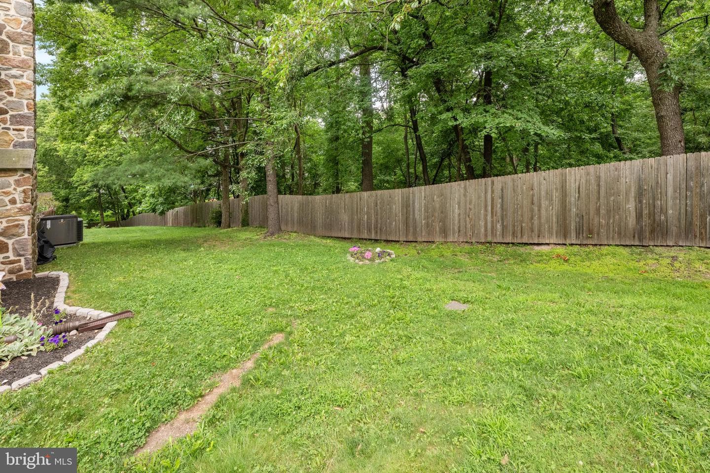 142 Pinecrest Drive photo 36