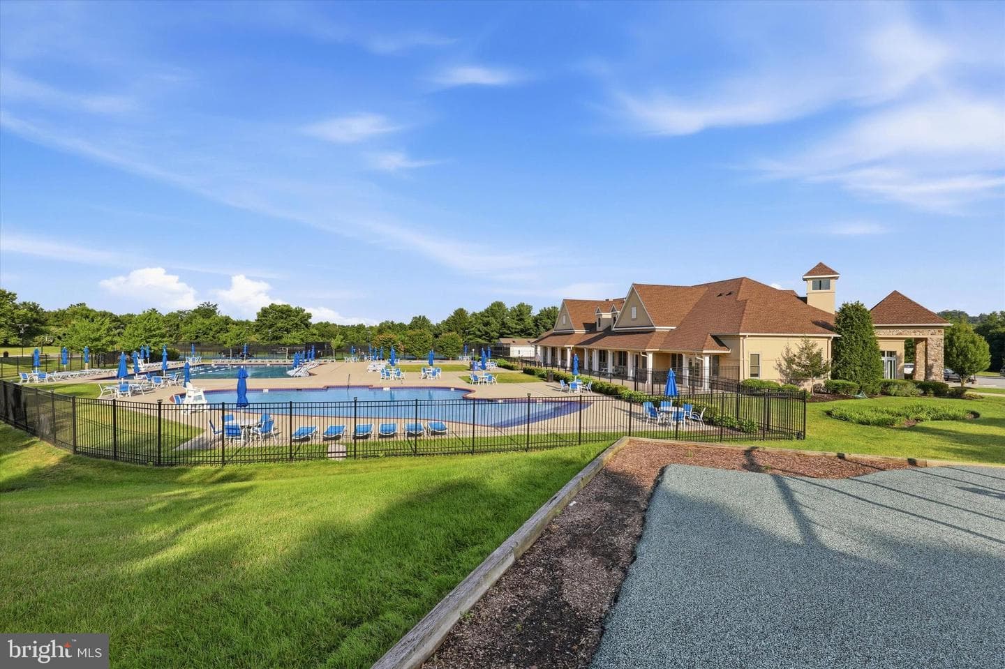 205 Hazeltine Circle photo 6
