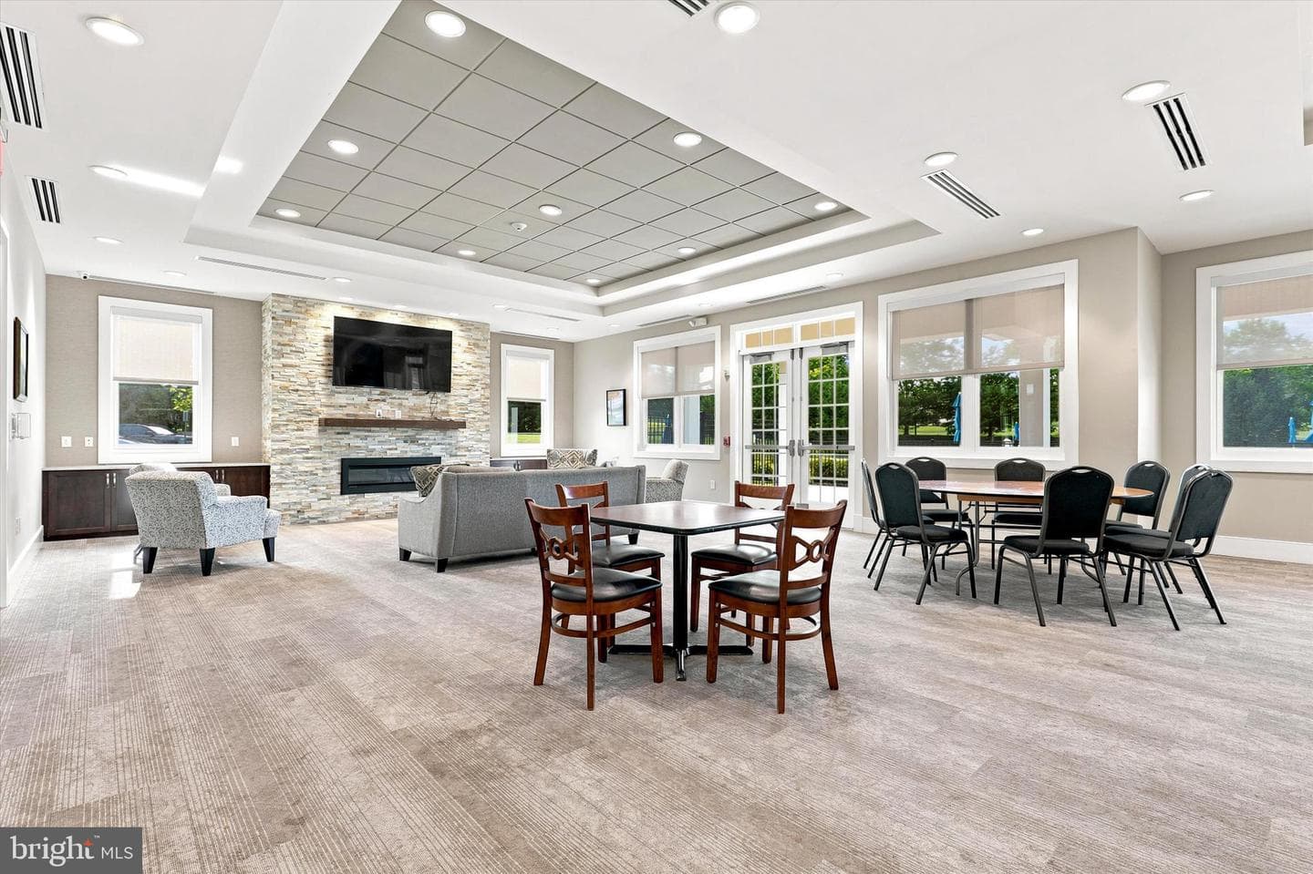205 Hazeltine Circle photo 9